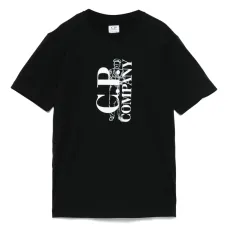 Футболка с логотипом