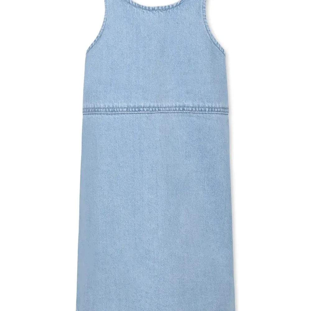 Декорированное платье