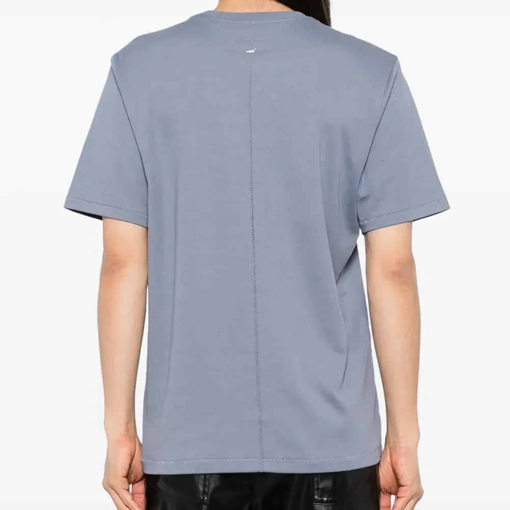 Футболка с круглым вырезом