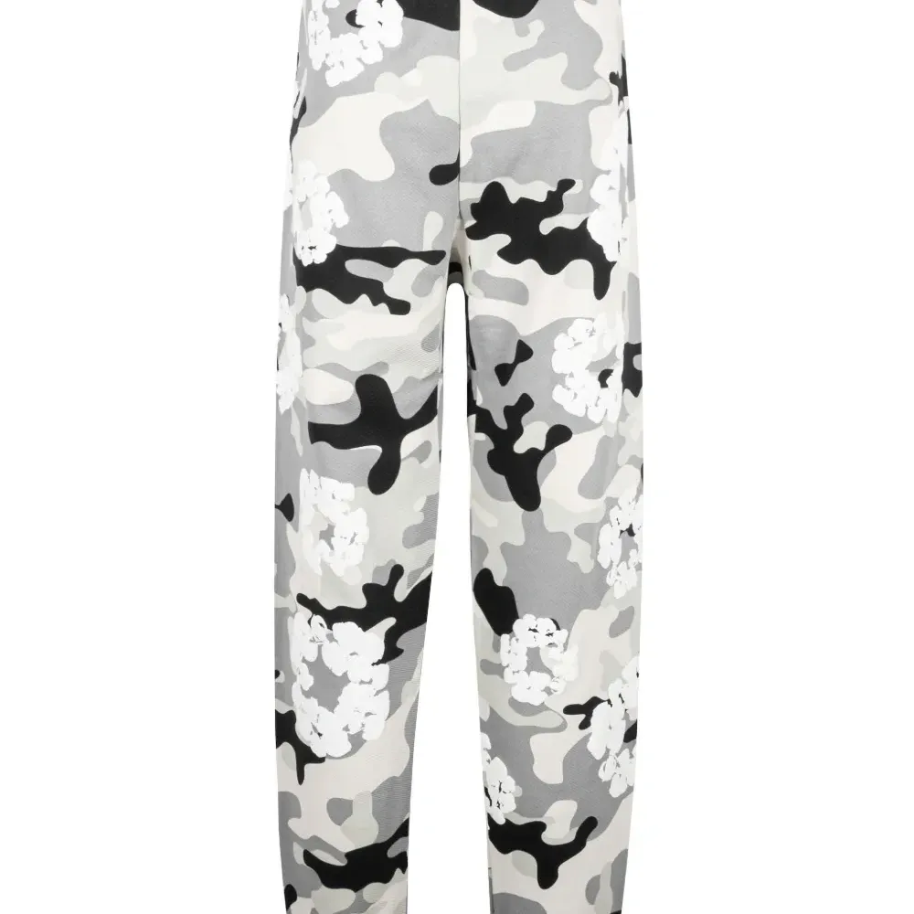 Брюки с камуфляжным принтом