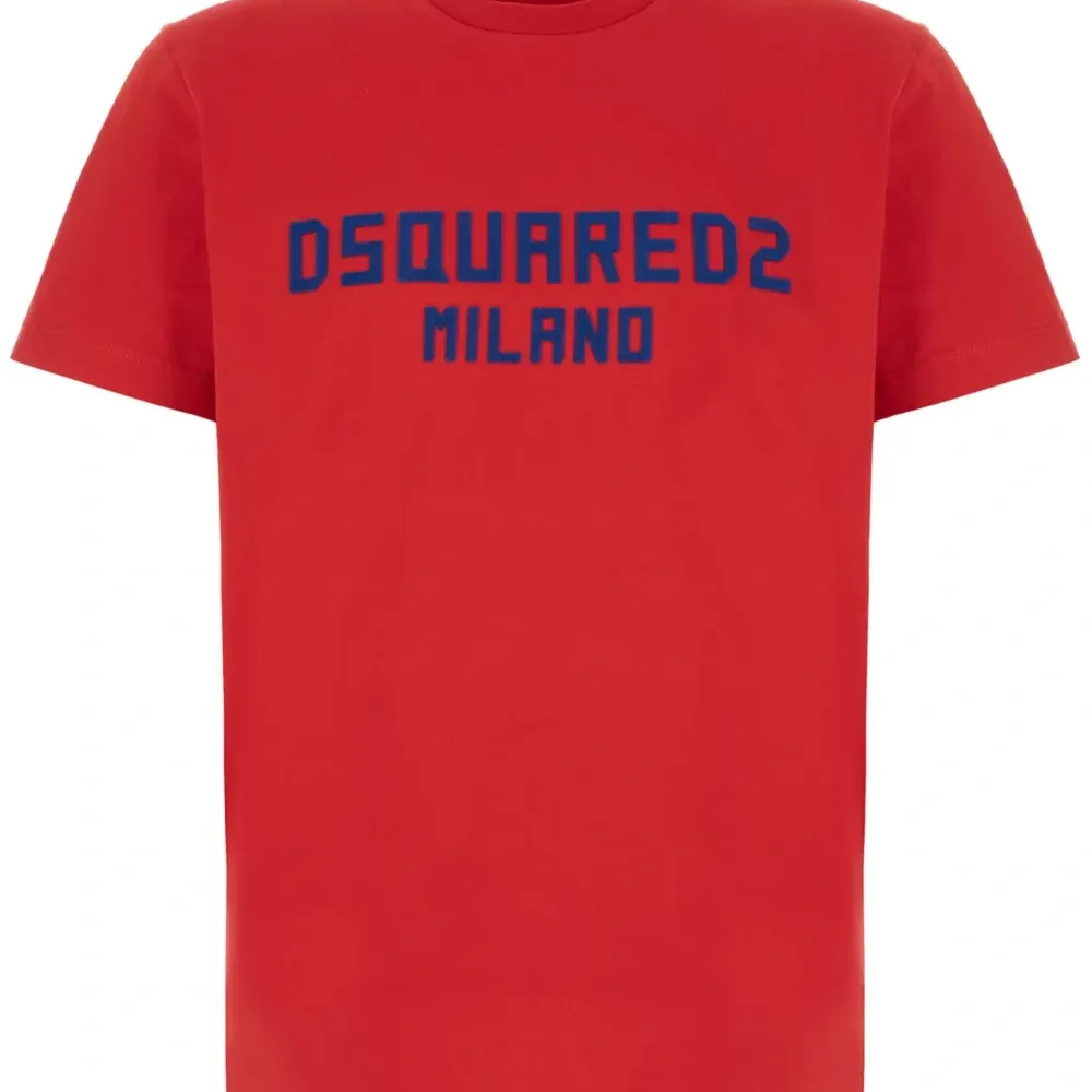 Футболка с логотипом