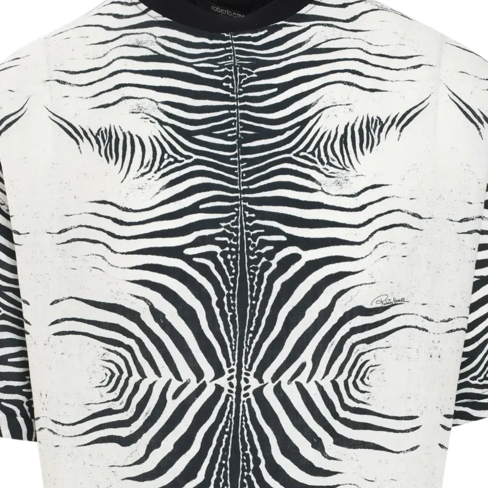 Футболка с зебровым принтом