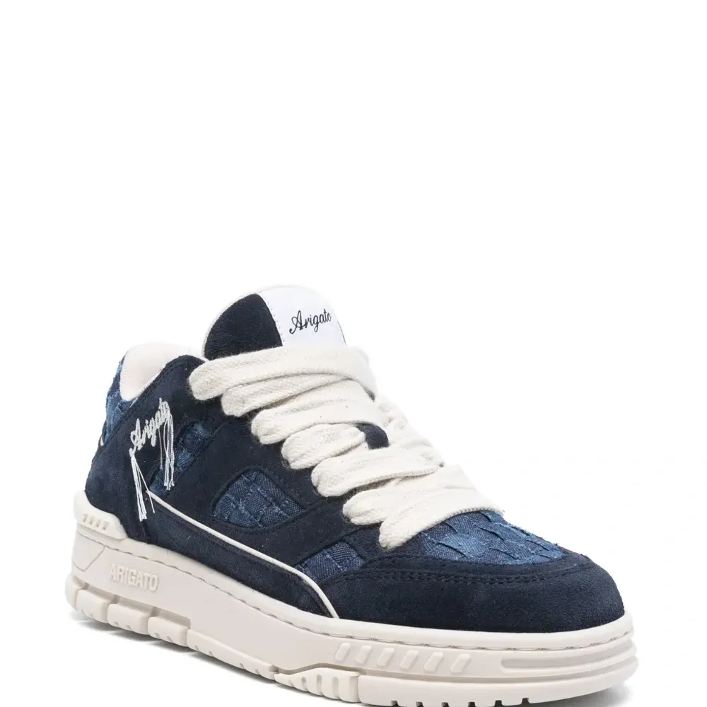 Кроссовки Area