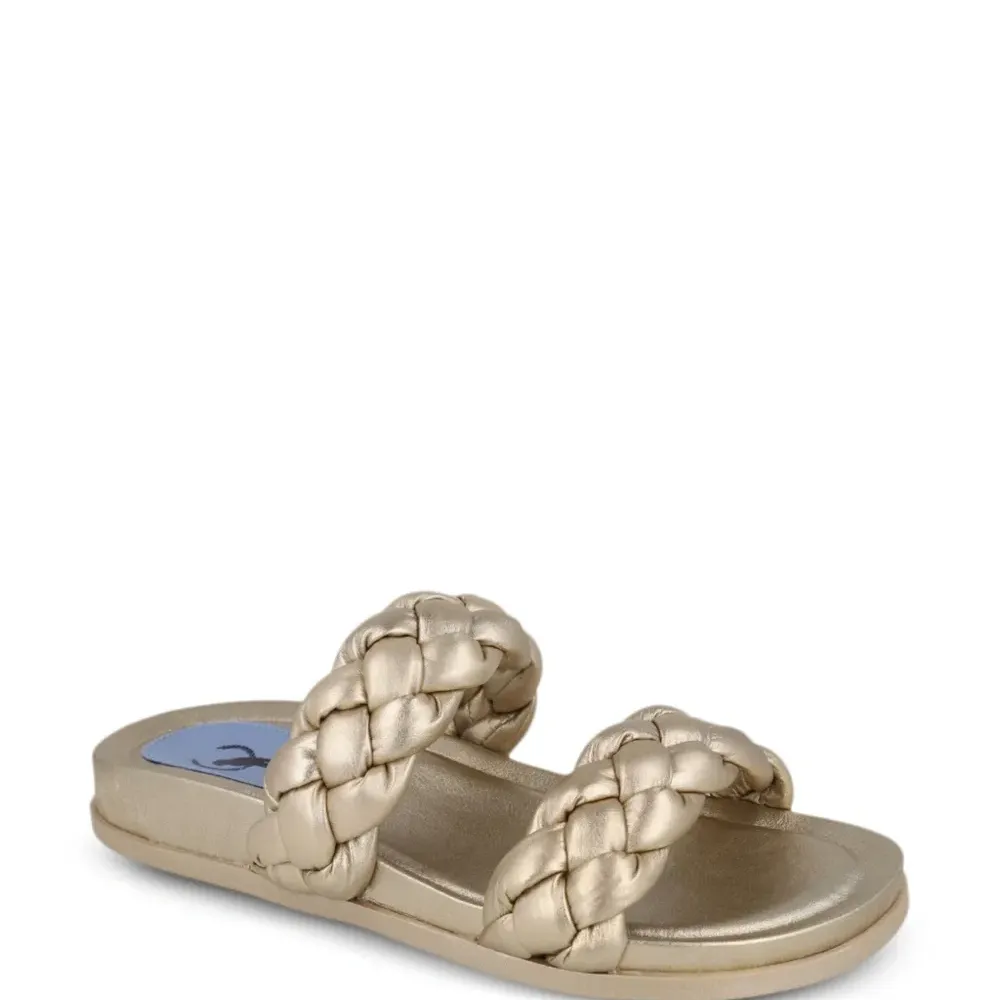 Шлепанцы с плетеными ремешками