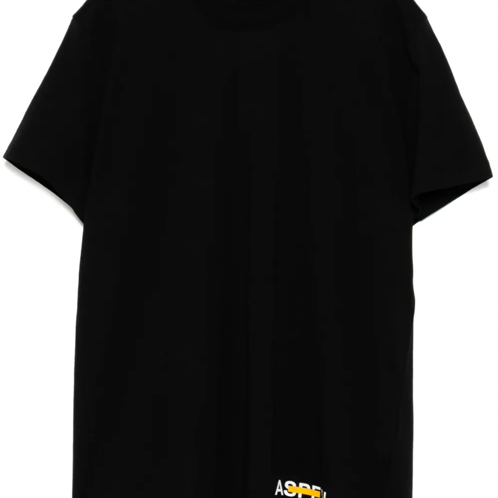 Футболка с логотипом