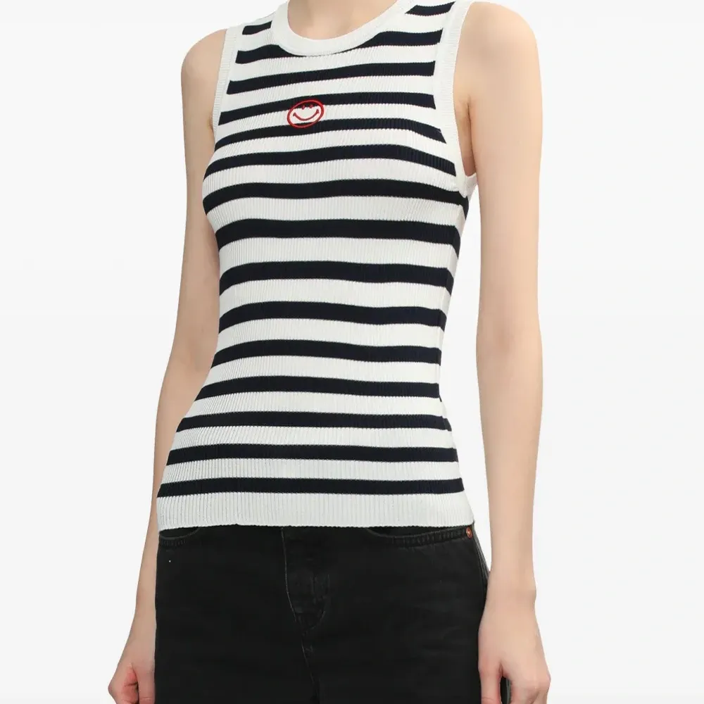 Топ с принтом