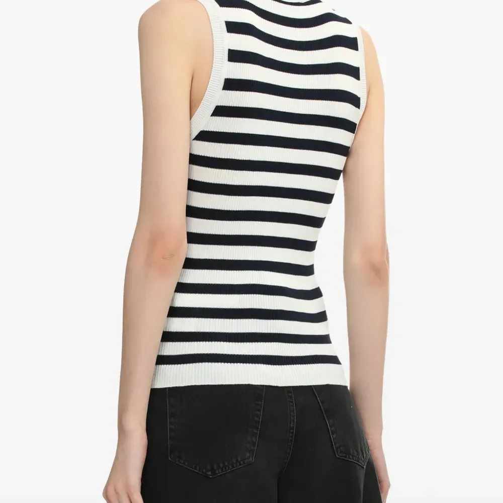 Топ с принтом