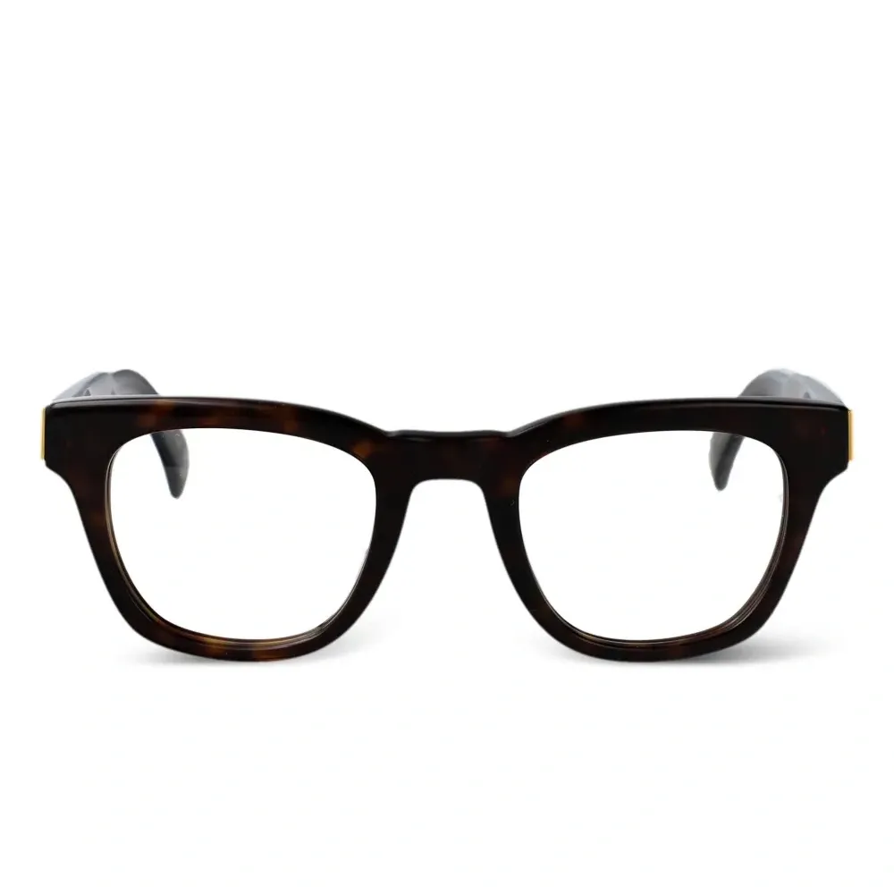 Очки в квадратной оправе Очки в квадратной оправе