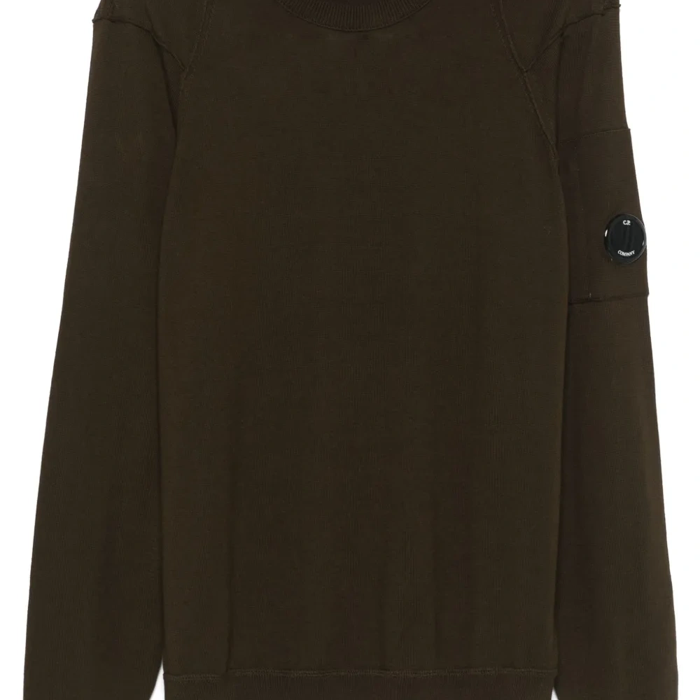 Свитер с декором Lens