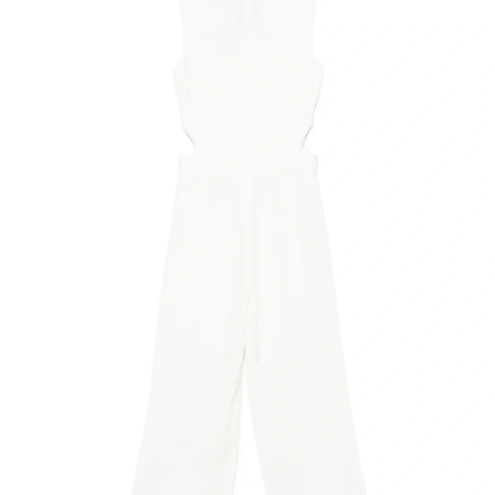 комбинезон с вырезами