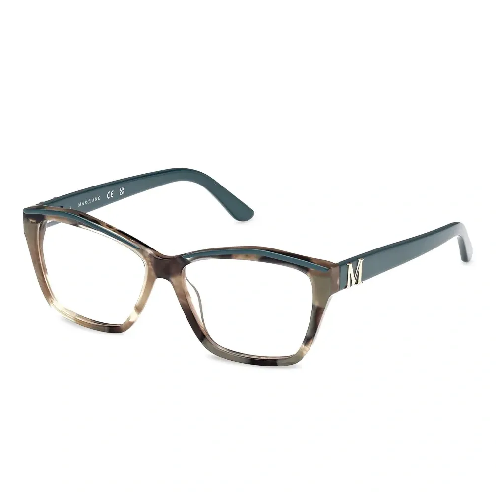 Очки в оправе черепаховой расцветки