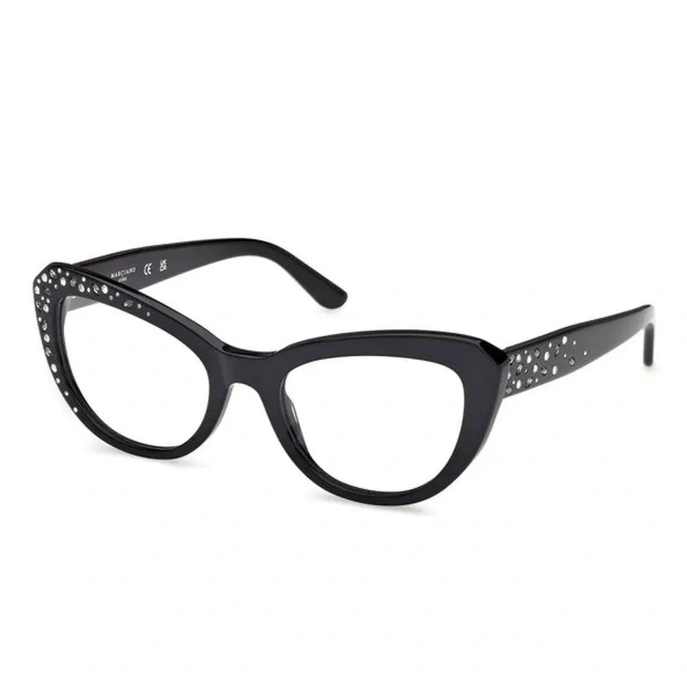 Очки в геометричной оправе