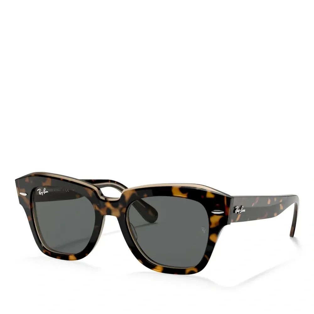 Солнцезащитные очки с логотипом Солнцезащитные очки с логотипом