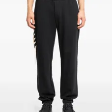 Спортивные брюки с кружевными вставками