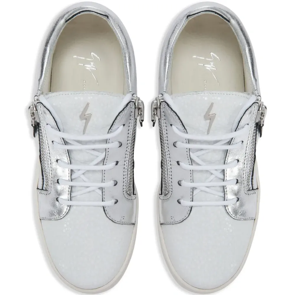 Кроссовки Gail