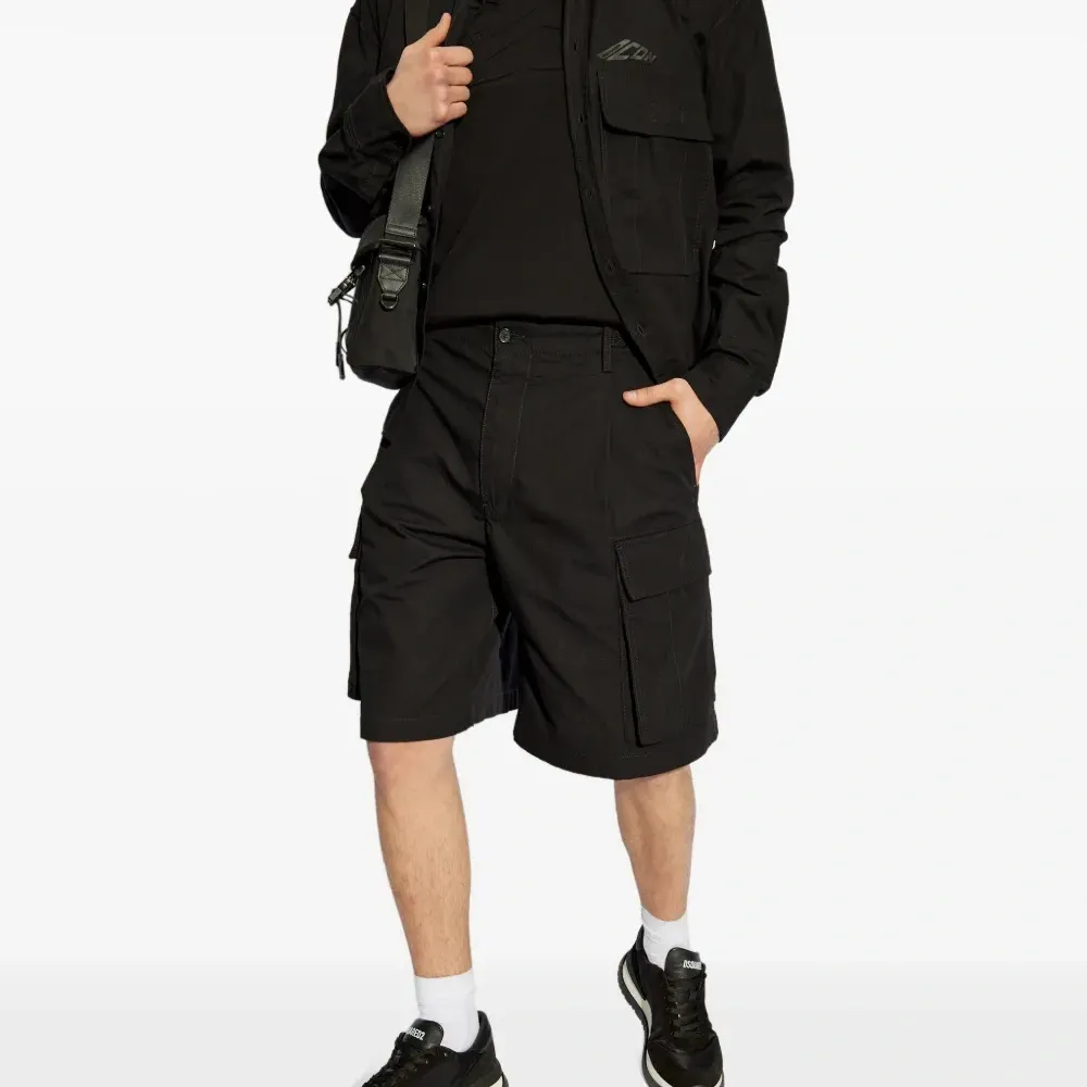 Футболка с короткими рукавами