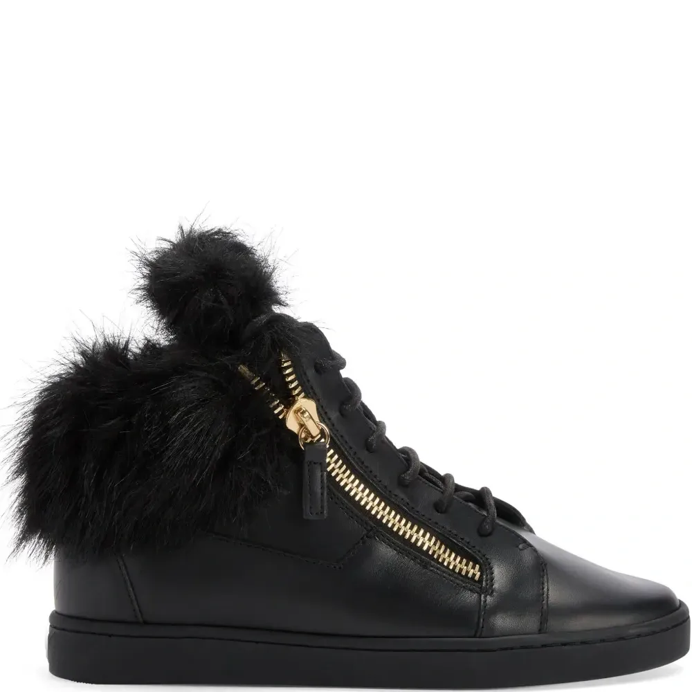 Кроссовки Kriss