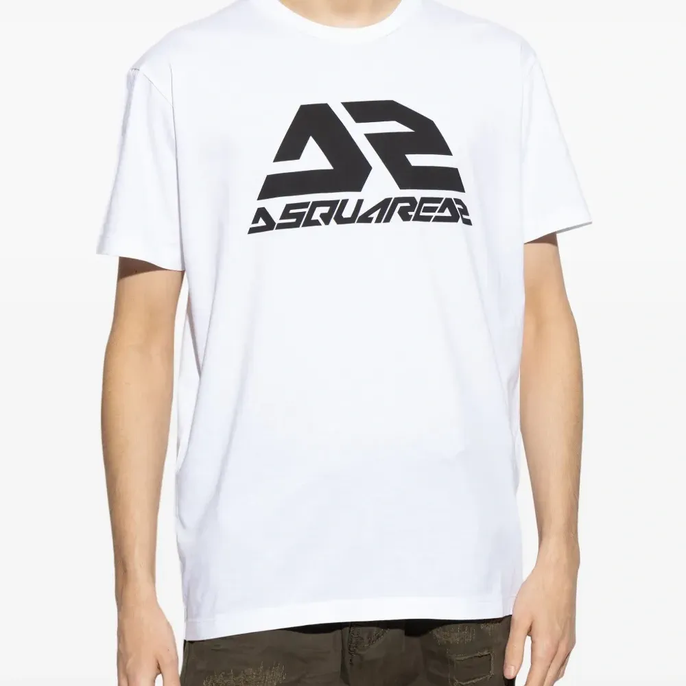 Футболка с короткими рукавами