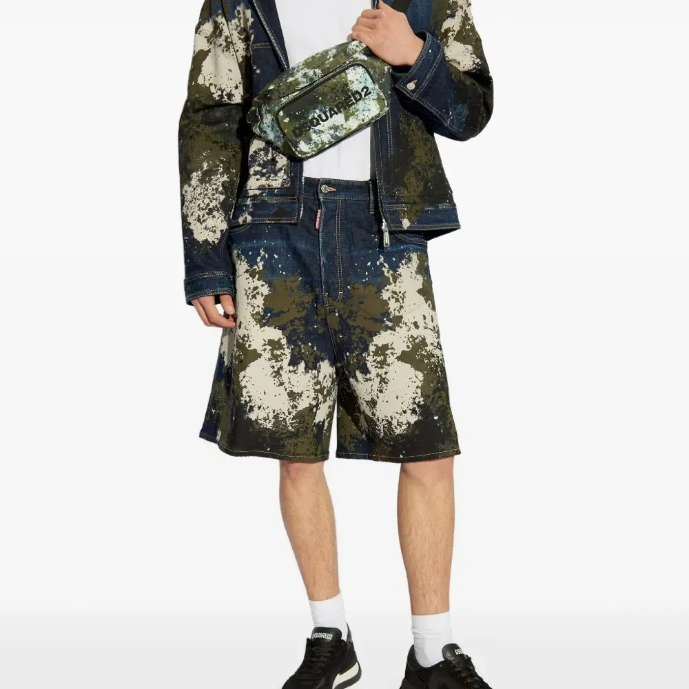 Футболка с короткими рукавами