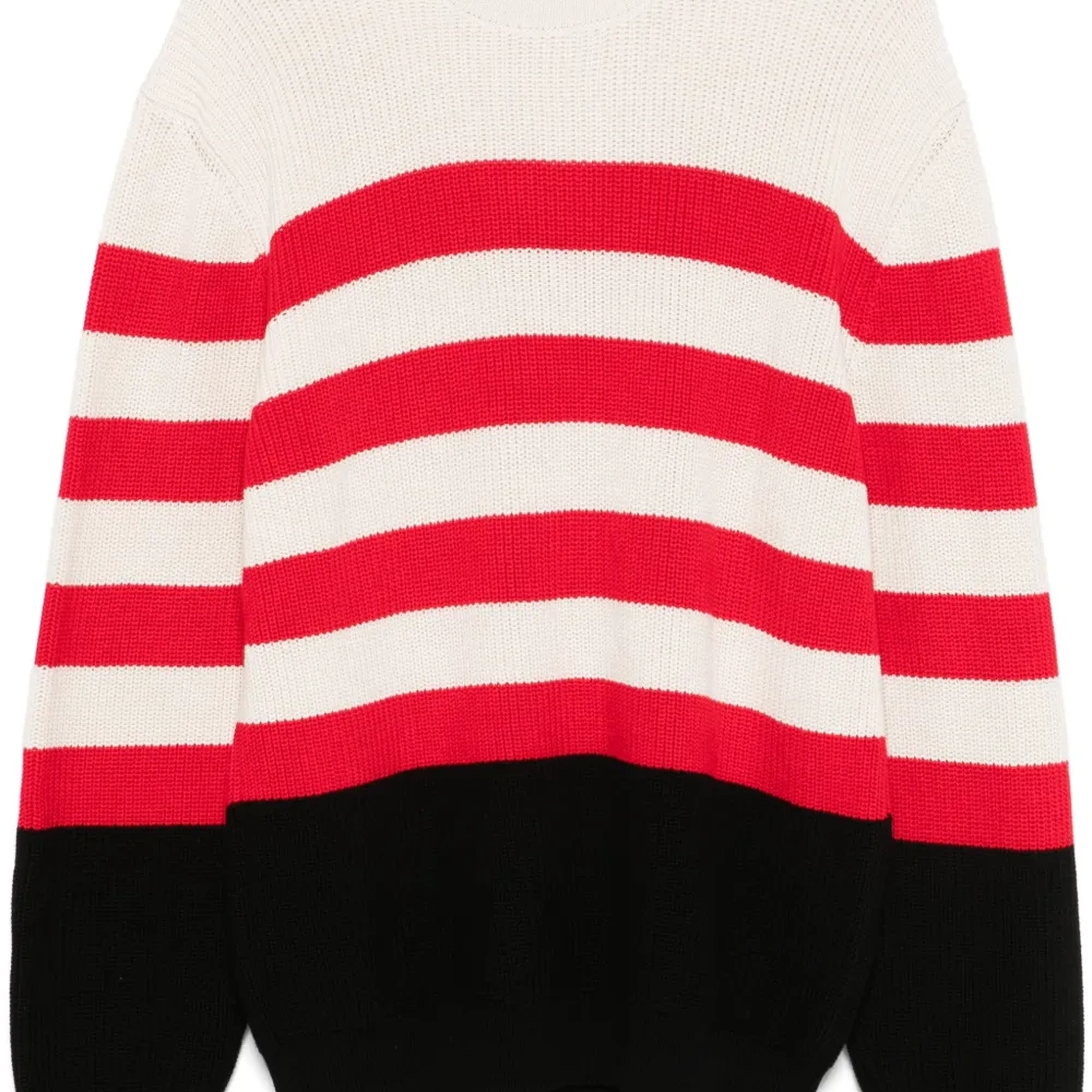 Полосатый свитер