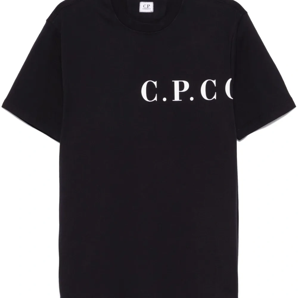 Футболка с логотипом