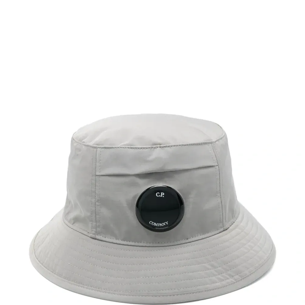 Панама с декором Lens