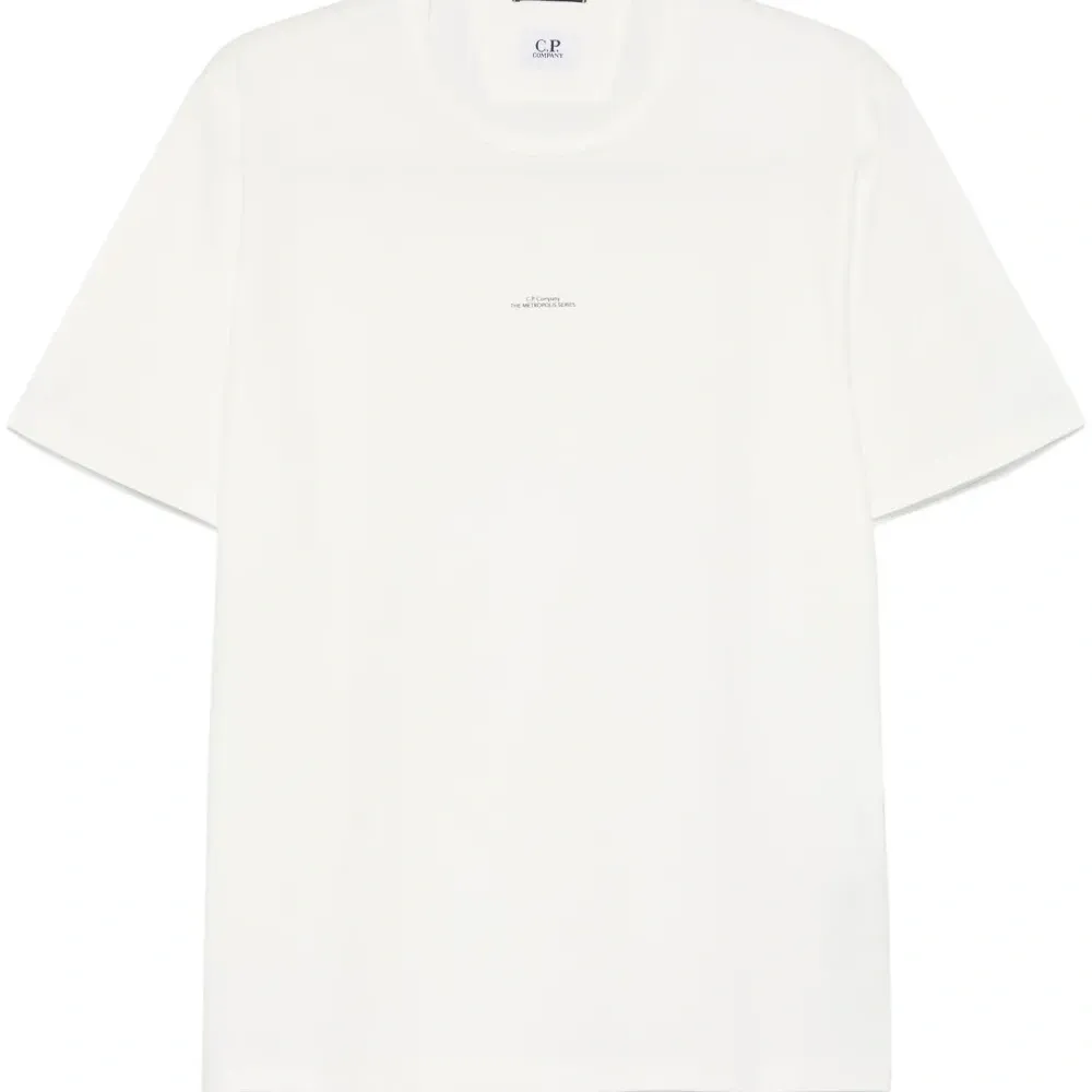 Футболка с логотипом