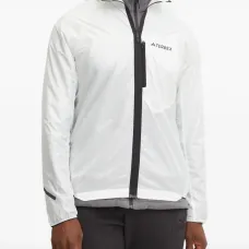 Куртка с капюшоном и длинными рукавами Куртка с капюшоном и длинными рукавами