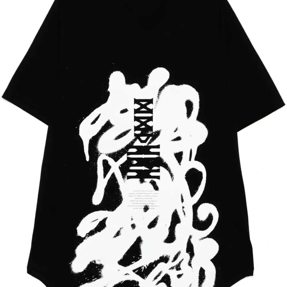 Футболка с графичным принтом