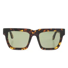 Солнцезащитные очки в квадратной оправе