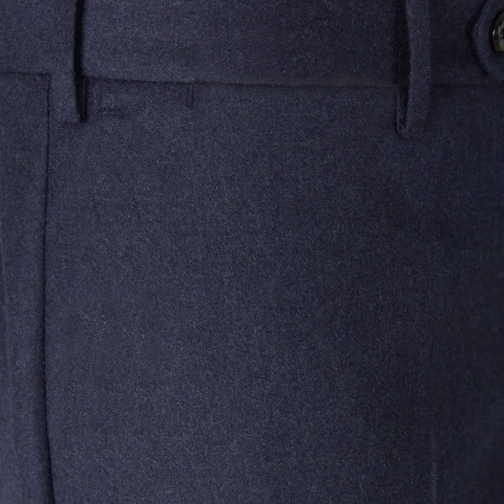 Узкие брюки