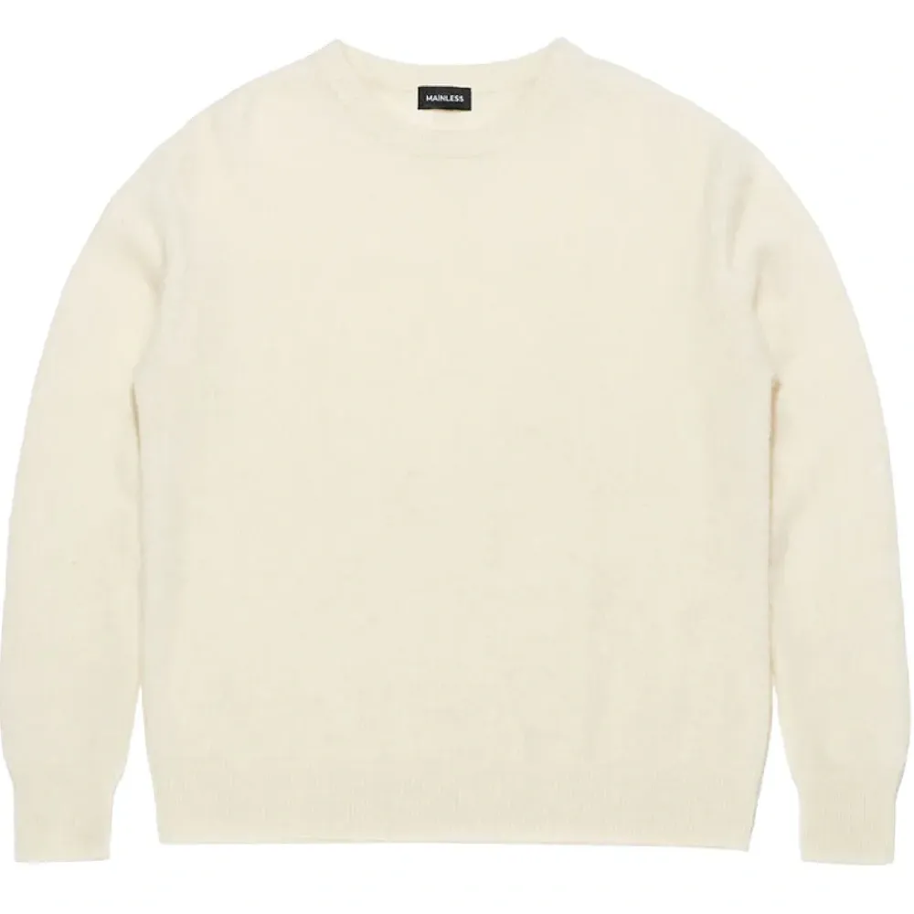 Свитер с круглым вырезом