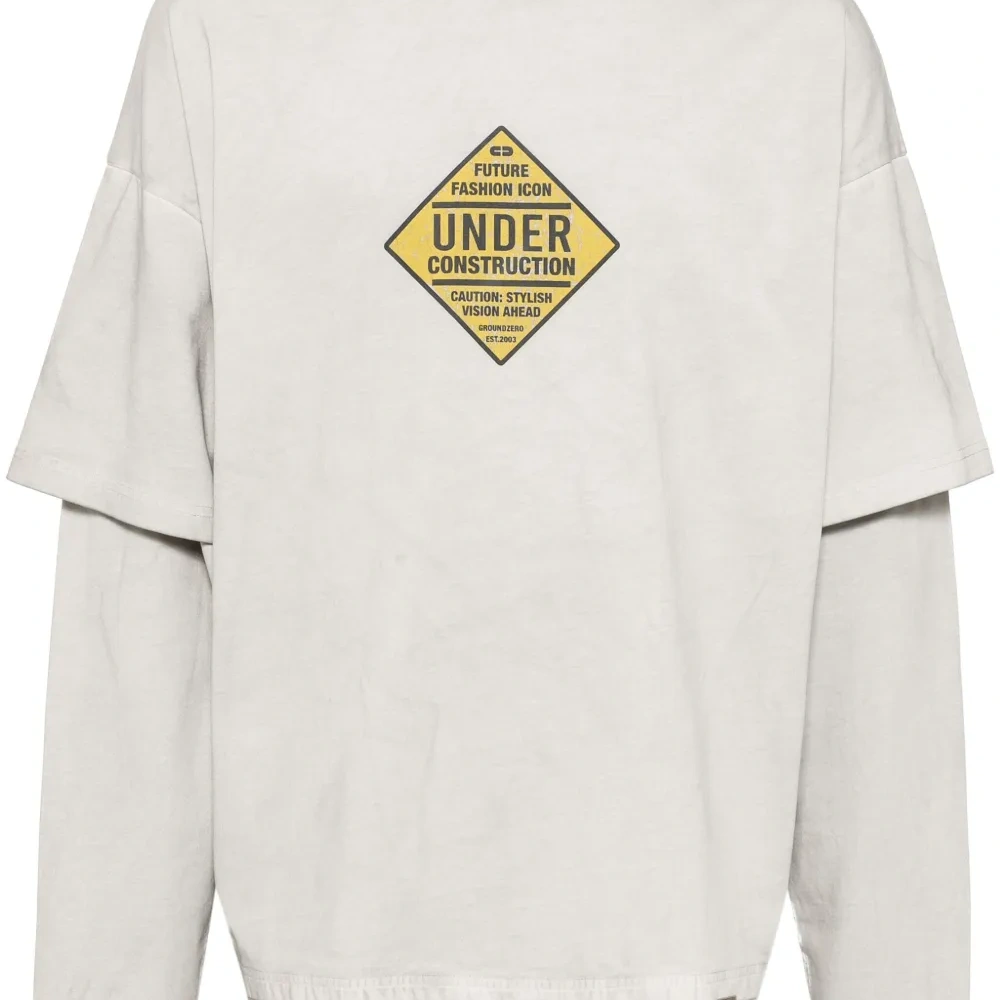 Футболка с графичным принтом