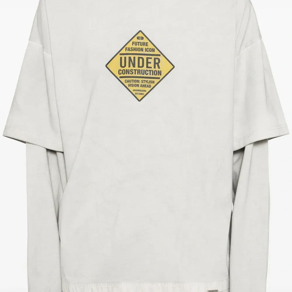 Футболка с графичным принтом