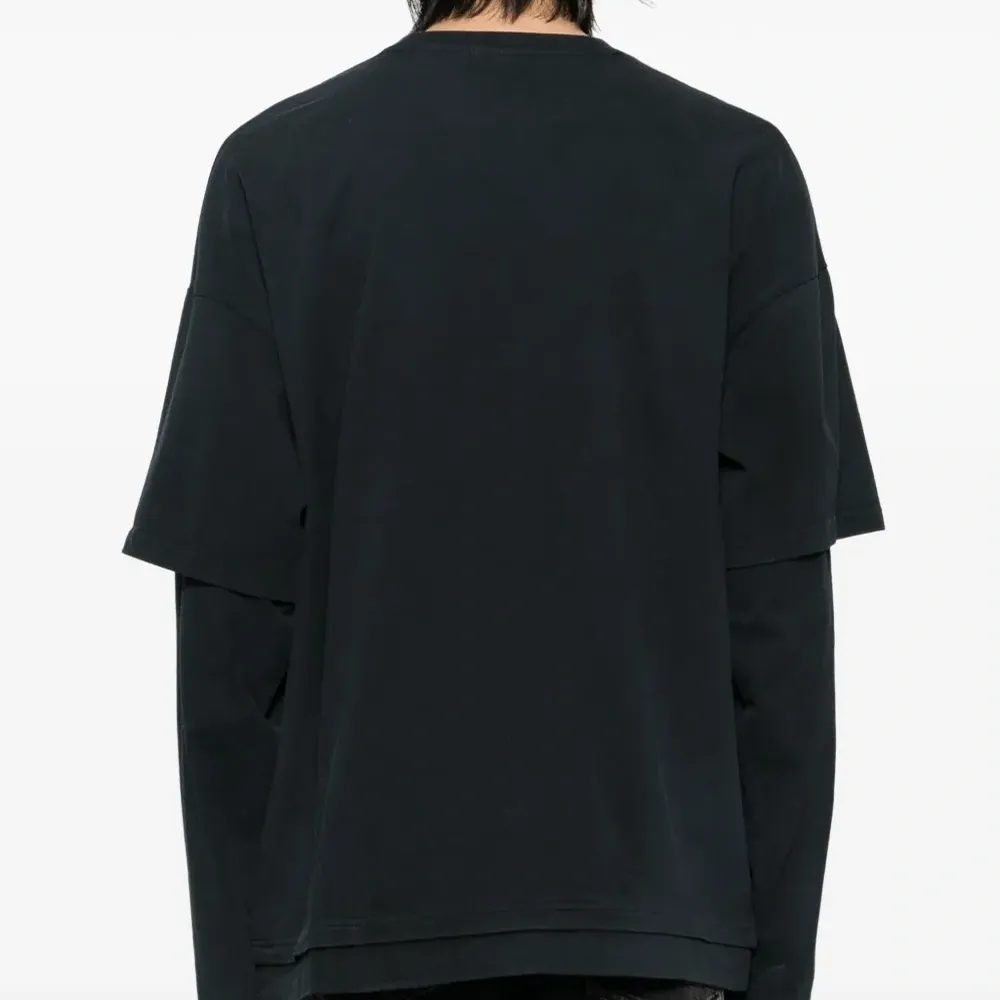 Футболка с графичным принтом