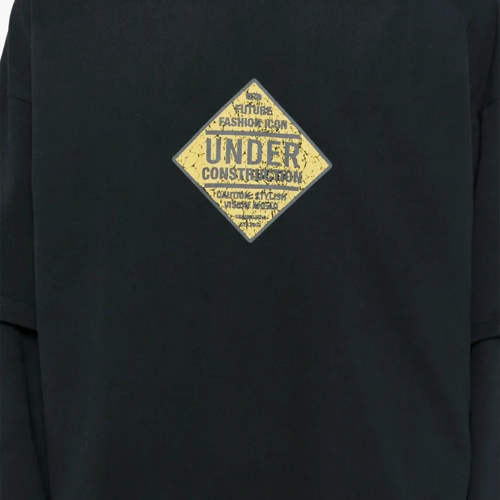 Футболка с графичным принтом