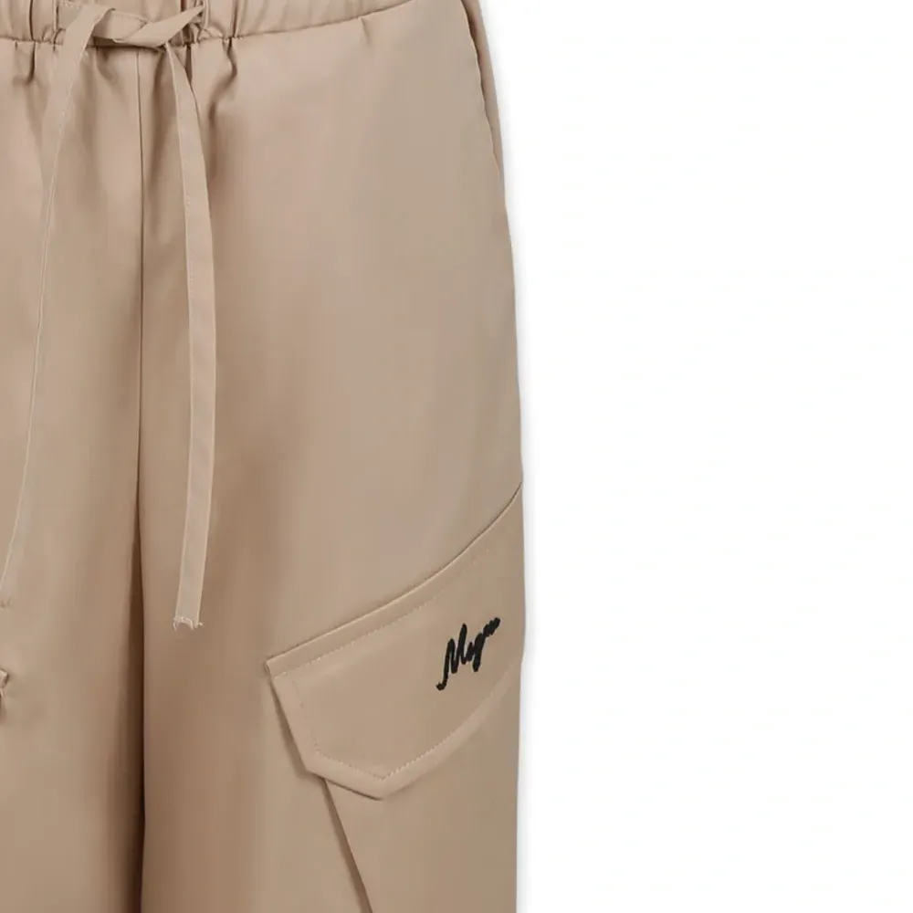 Брюки с вышитым логотипом