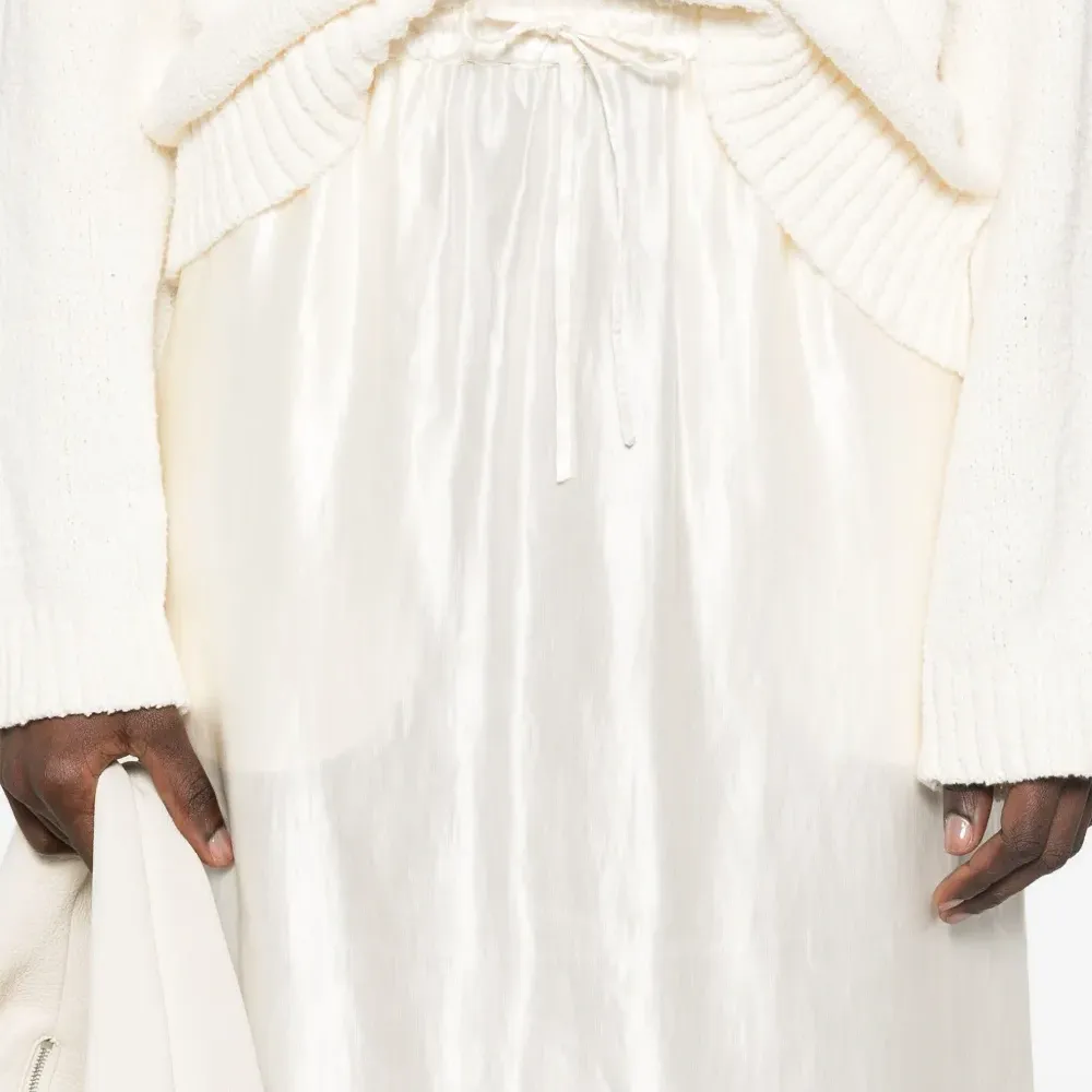 Атласная юбка макси