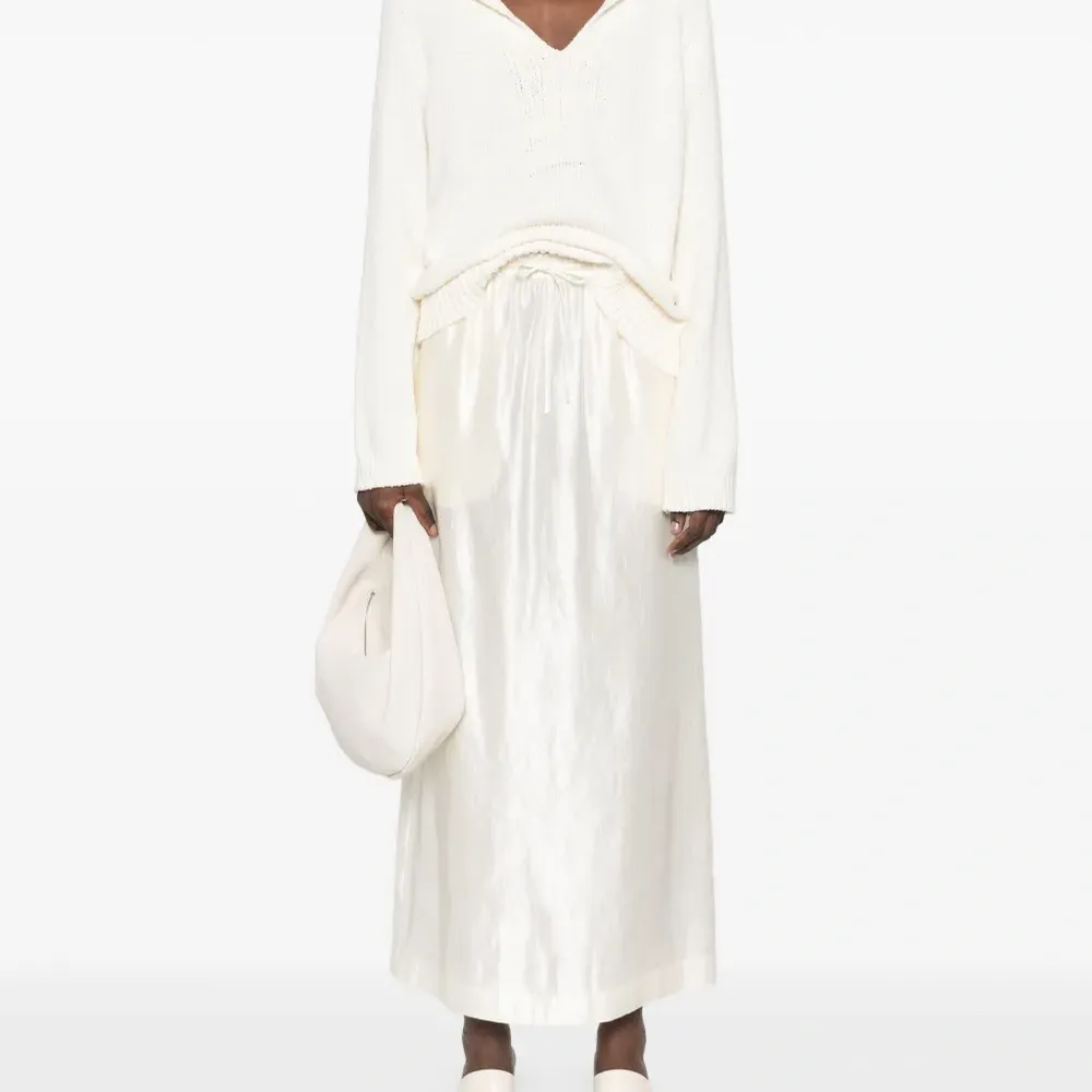 Атласная юбка макси