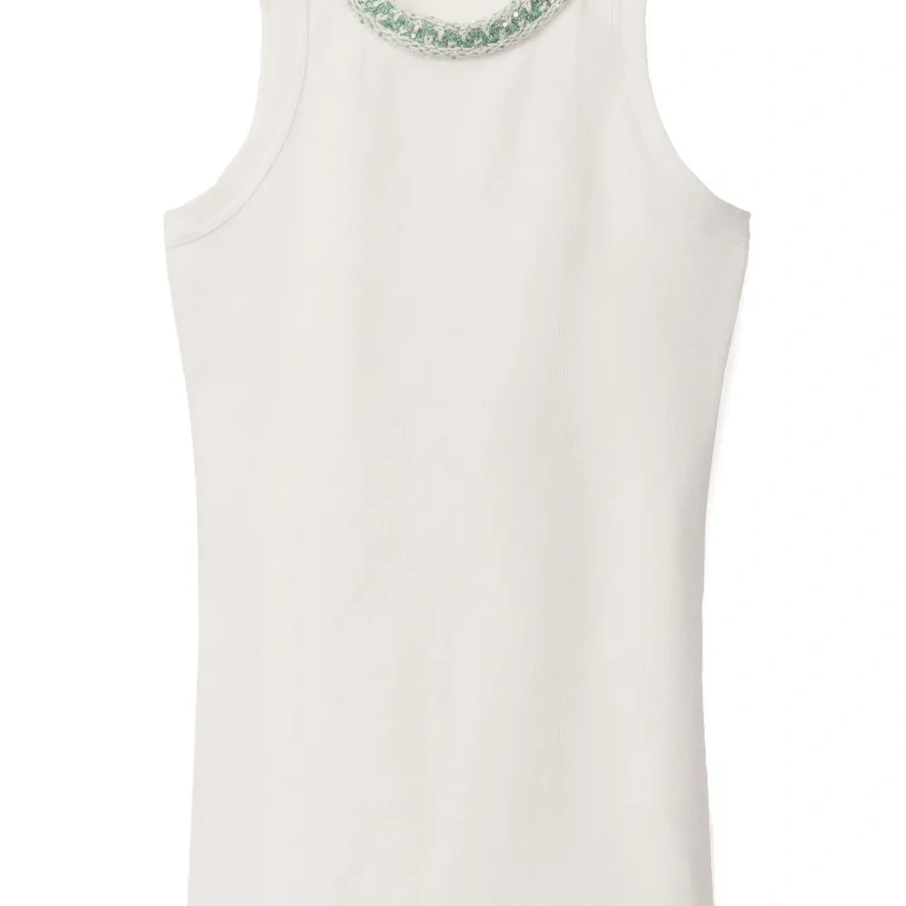 Топ с вышивкой