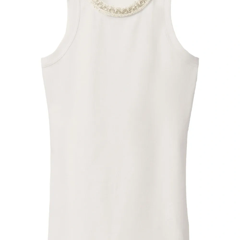 Топ с вышивкой