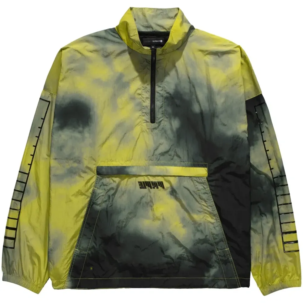 Спортивная куртка с воротником-стойкой