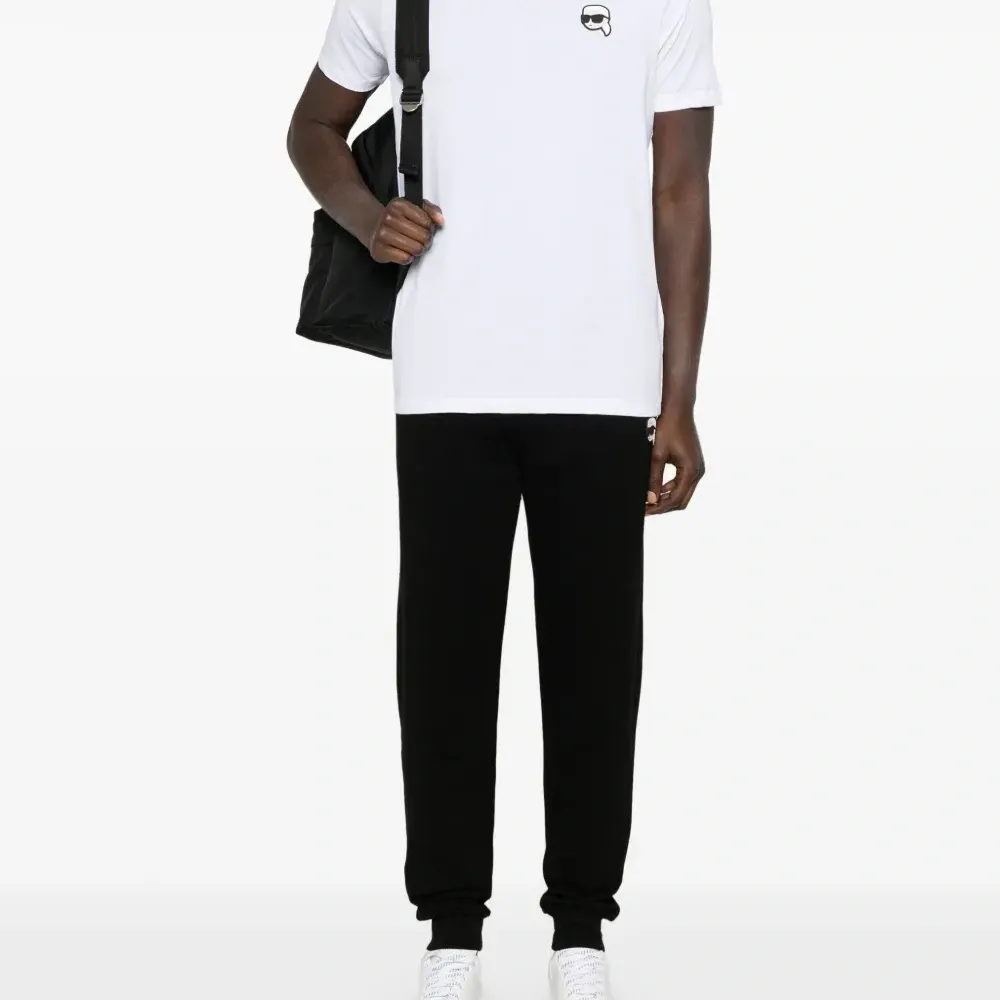 Футболка с нашивкой Karl Ikon