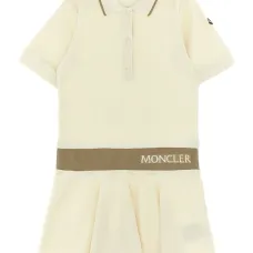 Платье из ткани пике