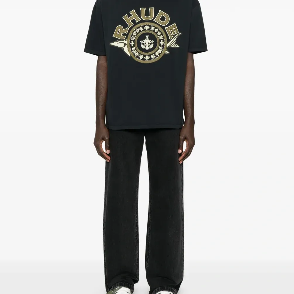 Футболка с принтом