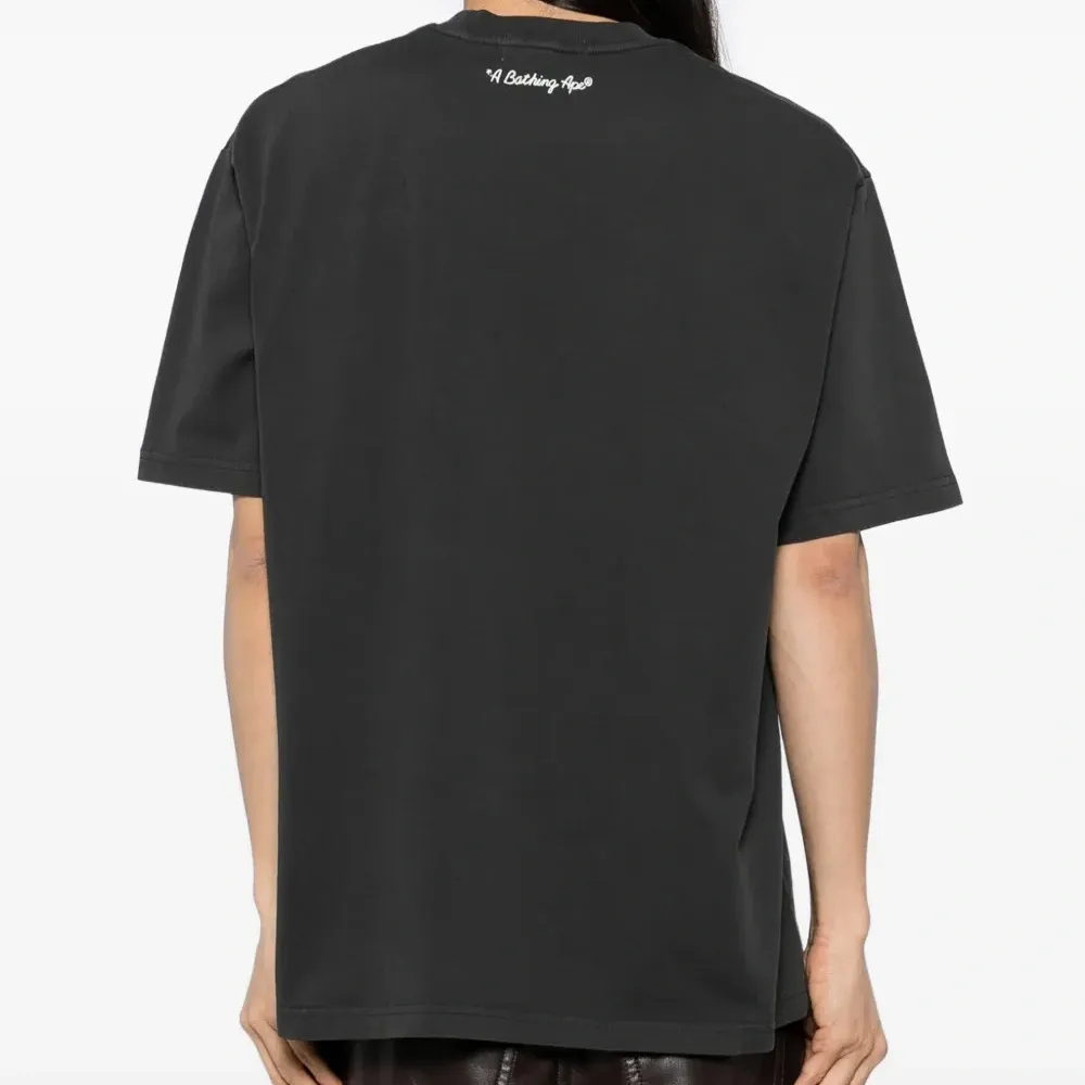 Футболка с логотипом