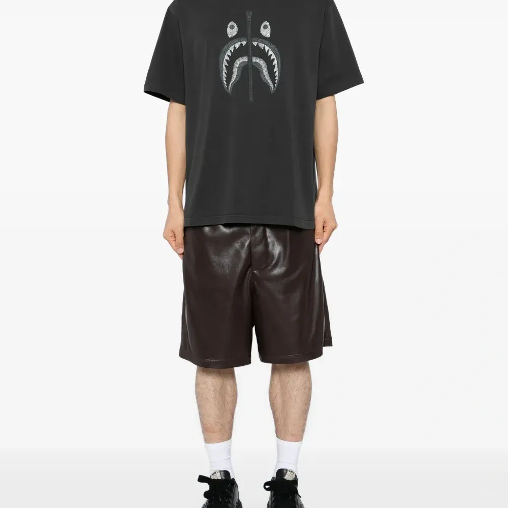 Футболка с логотипом