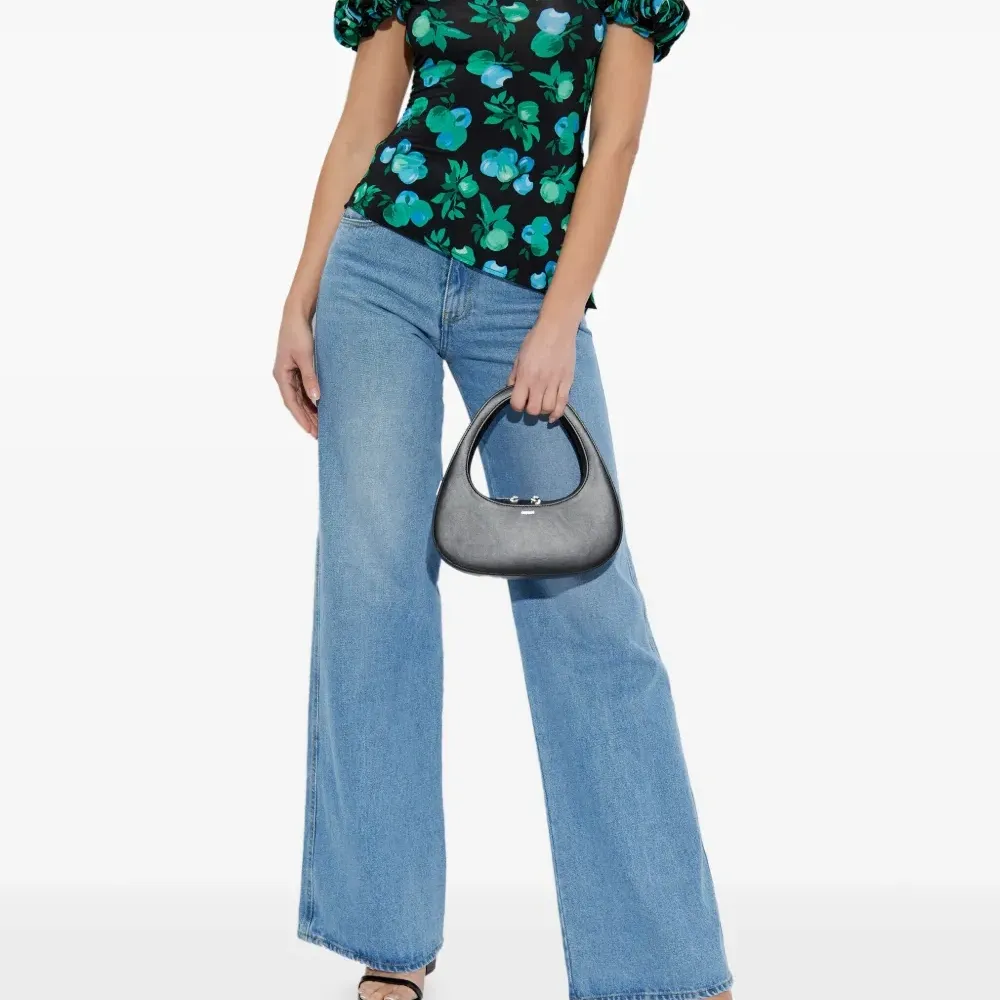 Блузка с цветочным принтом