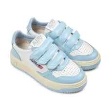 Кожаные кроссовки