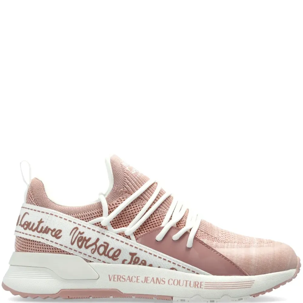 Кроссовки с логотипом